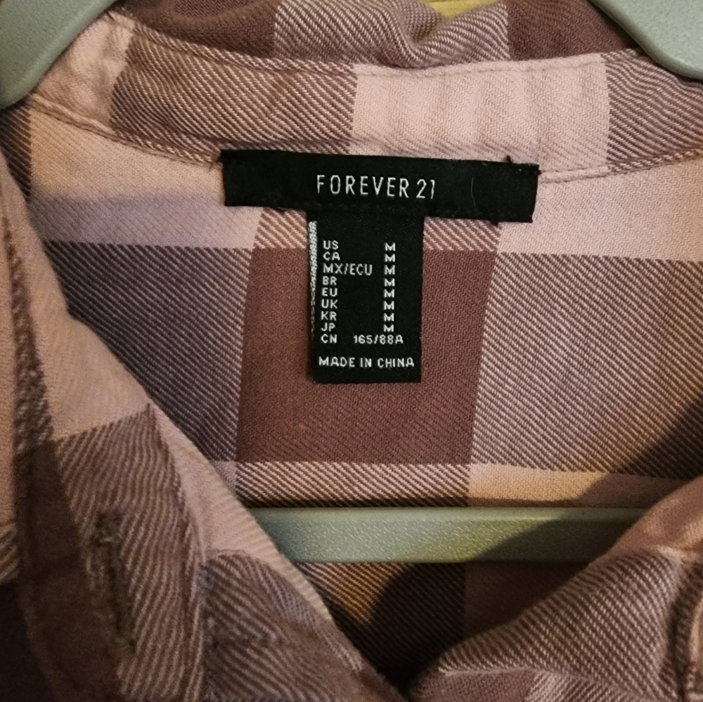 Ombre Cropped Button Down Shirt - Flannel - Picture 2 of 3